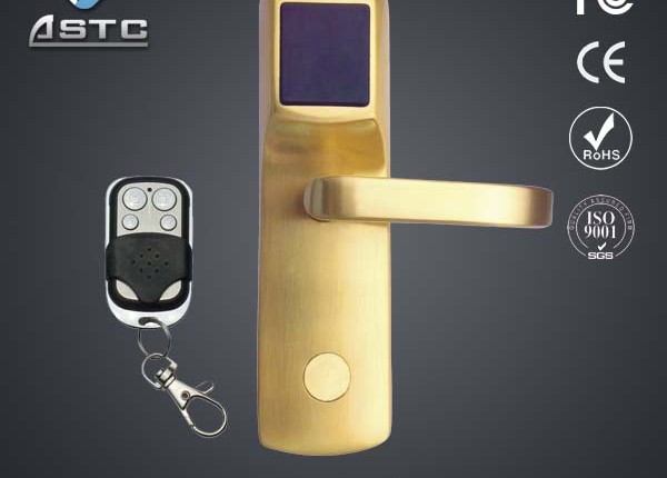 Keyfree remote door lock